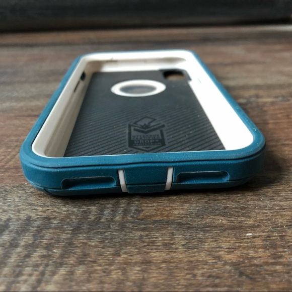 Otterbox Defender Series Screenless Edition - Picture 5 of 5